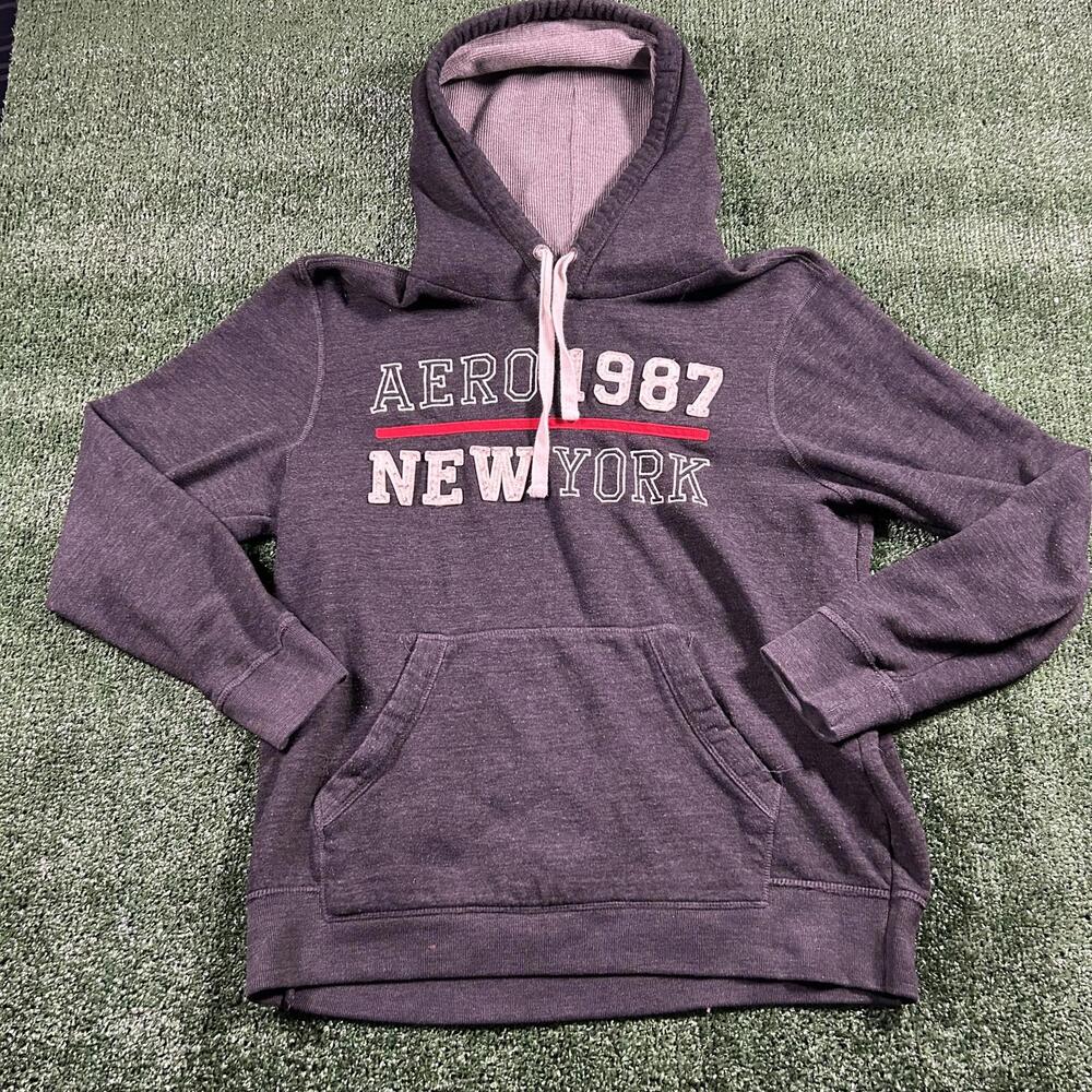 Aeropostale Men's gray Hoodie with New York Print. XL